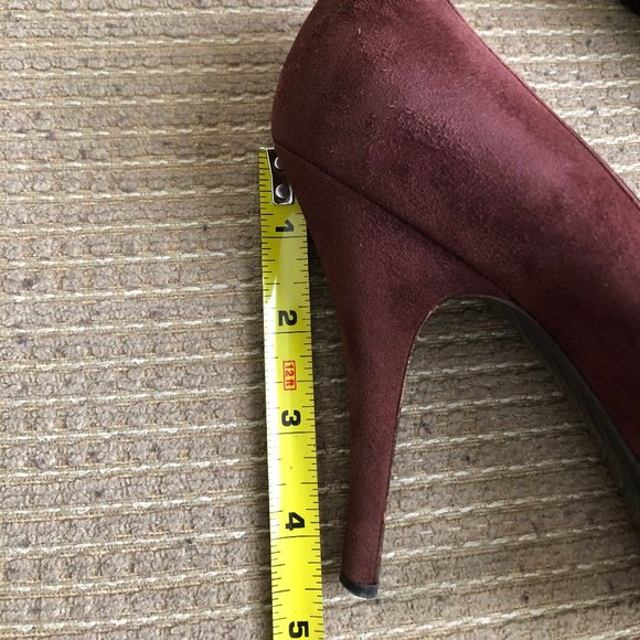 Louis Vuitton Women's Suede Chelsea Button Peep - Picture 14 of 15